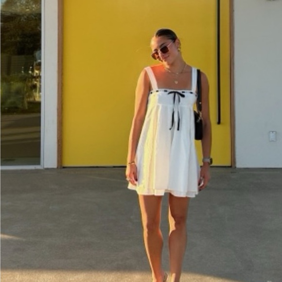 Reformation Dresses & Skirts - NWT • Shai dress in white - size 6